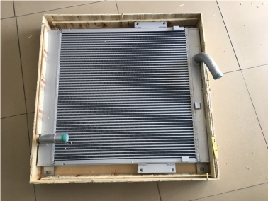 CAT320B液(ye)压(ya)油(you)散(san)热器(qi)