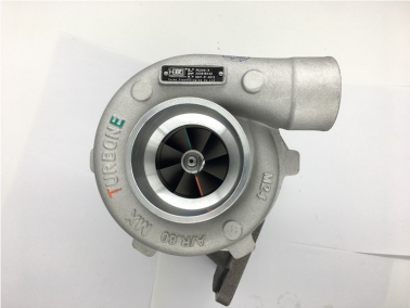 PC200-5进口(kou)增压器(qi)