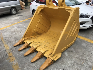 1.6方矿山(shan)型挖(wa)斗