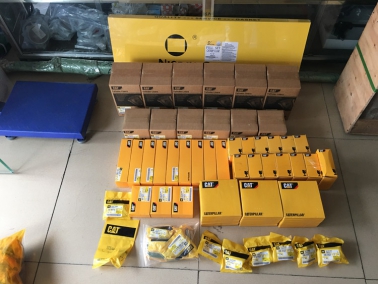 卡(ka)特C7发(fa)动机配件