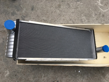 EC210全铝(lv)水箱(xiang)