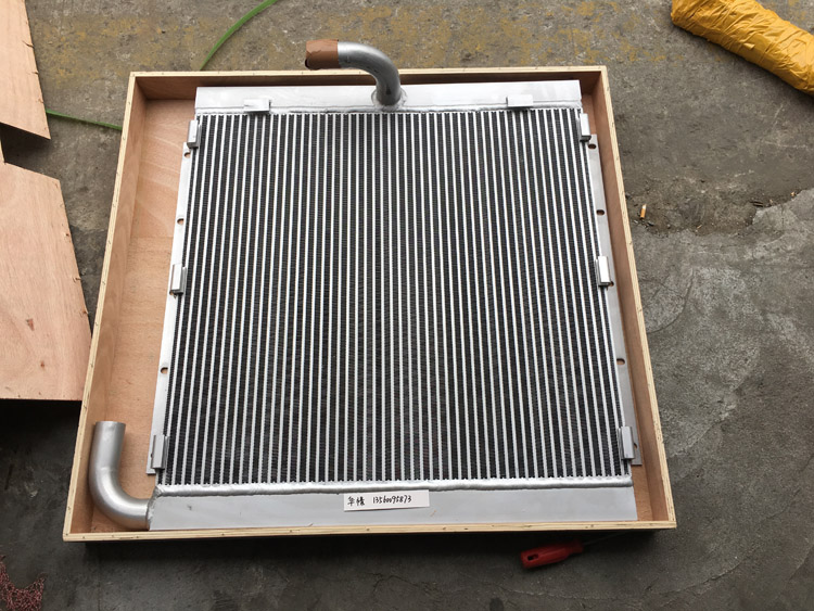 HD700-7液(ye)压油散热(re)器(qi)