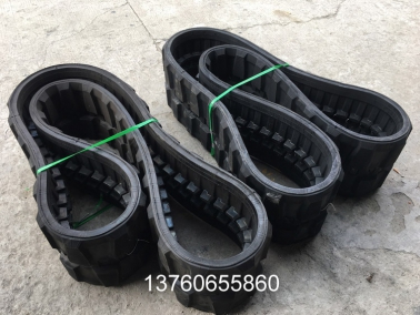 PC30橡(xiang)胶(jiao)链(lian)条(tiao)