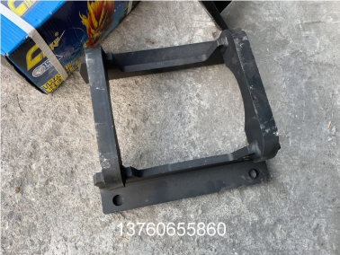 柳(liu)工CLG915护链架