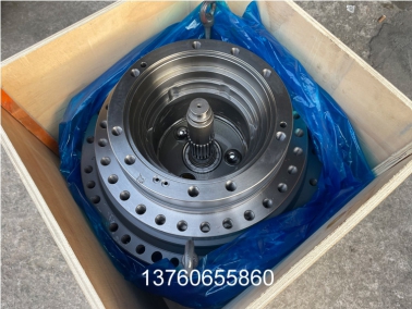 柳工(gong)CLG920D行(xing)走牙箱(xiang)