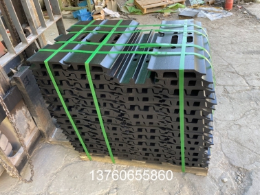 PC400-6挖(wa)掘(jue)机(ji)链(lian)板