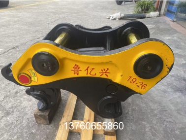 PC200铸造(zao)液(ye)压式(shi)快换(huan)接头(tou)