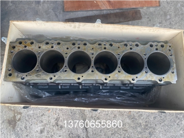 6BG1发动机(ji)缸体(ti)