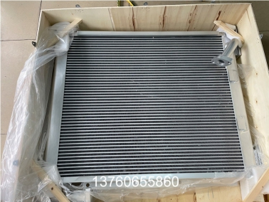 PC200-6液压(ya)油(you)散(san)热器