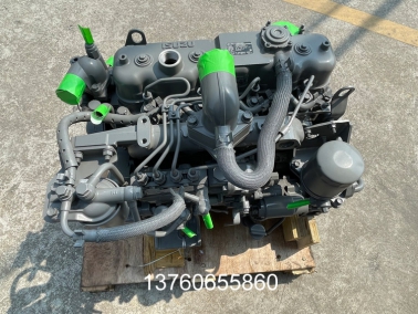 4JG1发动机总成(cheng)